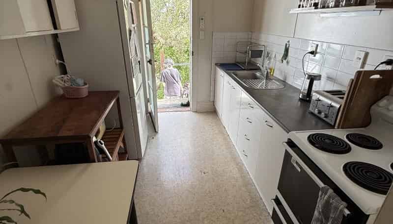 A/4 Rixon Grove, Mount Victoria