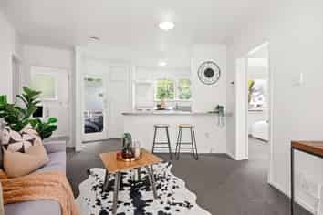 1/54 May Street, Hamilton East