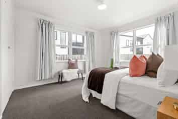 1/54 May Street, Hamilton East