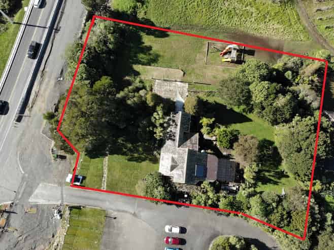 For Lease - Unique commercial at - 601 ST HWY 16 - Huapai