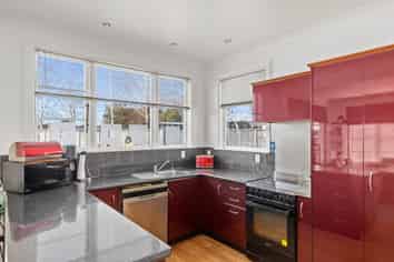 28 Oxford Street, Martinborough