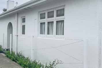 2/104 Alexandra Crescent, Mayfair