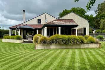 Hawkes Bay - Address withheld