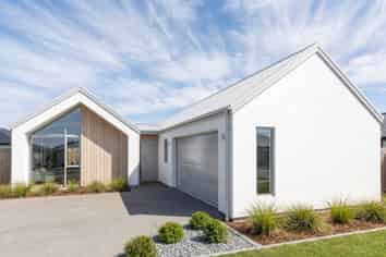 LOT 8/185 Cavendish Road, Casebrook