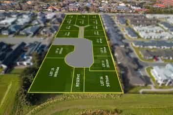 LOT 16/185 Cavendish Road, Casebrook