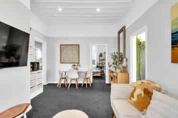 14 Lowther Street, Whanganui Central