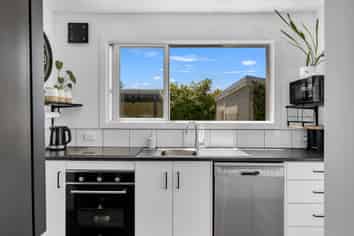 14 Lowther Street, Whanganui Central