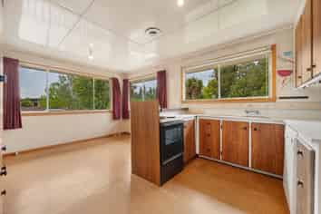 12 Glencarron Street, Alexandra