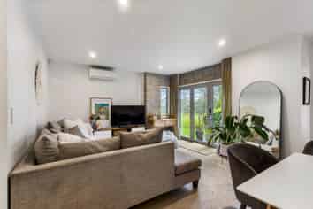 35A Ripon Crescent, Meadowbank