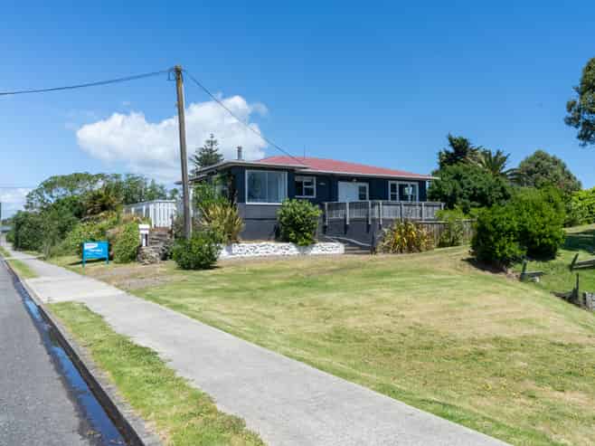 141 Kahukura Avenue, Waitarere Beach