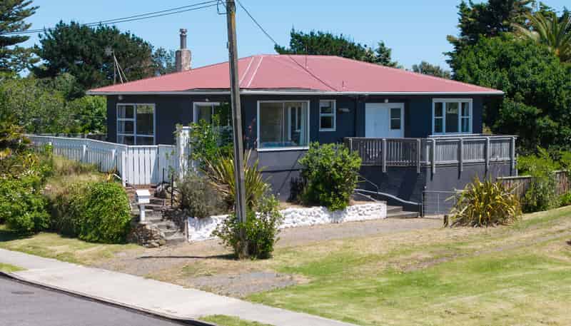 141 Kahukura Avenue, Waitarere Beach