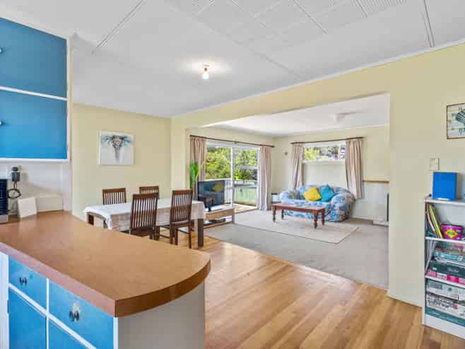 141 Kahukura Avenue, Waitarere Beach