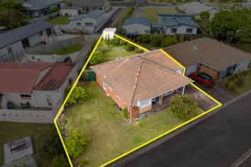 10/6 Campbell Close, Whangamata