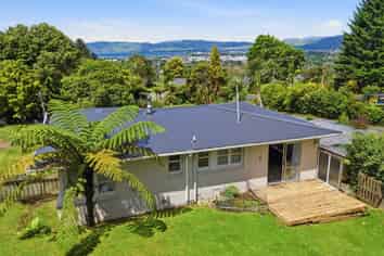 50A Mountain Road, Western Heights