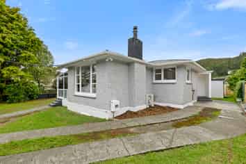 27 Lees Grove, Wainuiomata