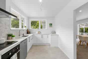 27 Lees Grove, Wainuiomata