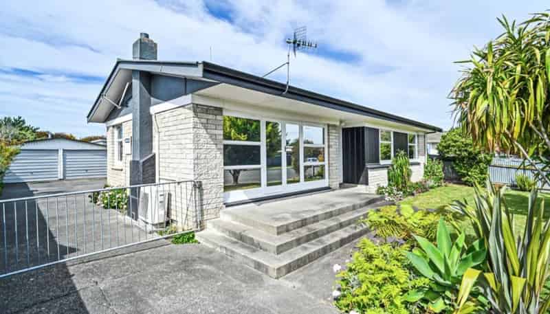 52 Folkestone Drive , Flaxmere