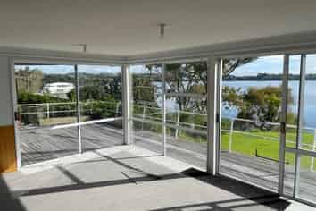 41 Lake View Road, Takapuna