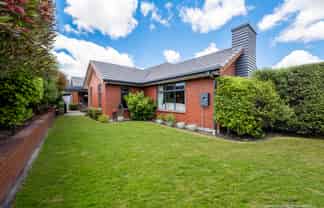 40 Titirangi Crescent, Parklands