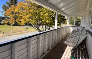 7 Bridge Street , Waikuku Beach