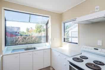 66 Queens Road, Waikanae Beach