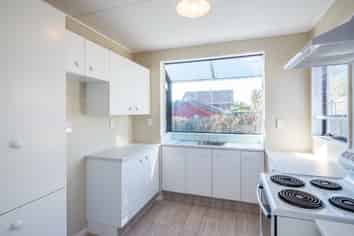 66 Queens Road, Waikanae Beach