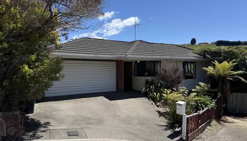 7 Burton Way, Bishopdale