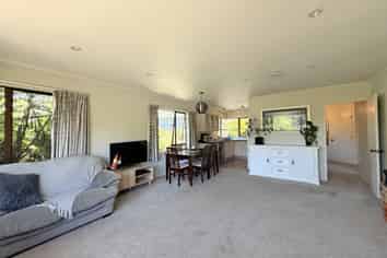 7 Burton Way, Bishopdale