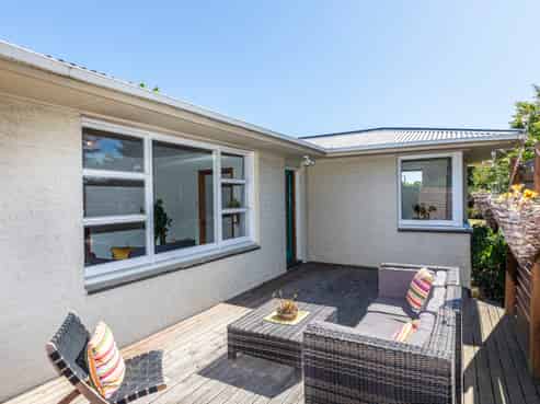 53 Johns Road, Belfast