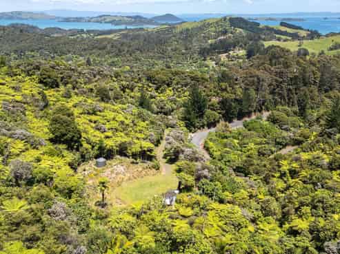 1092 Driving Creek Road, Coromandel