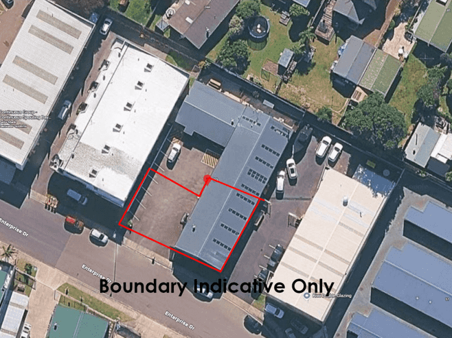 High-Stud Warehouse with Parking