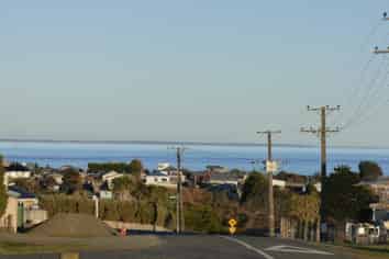 34 Milton Street, Riverton