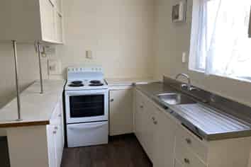 8/17 Opoia Road, Claudelands