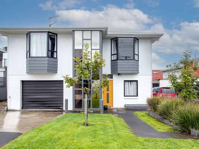 2/16 Abbotsford Street, Whitiora