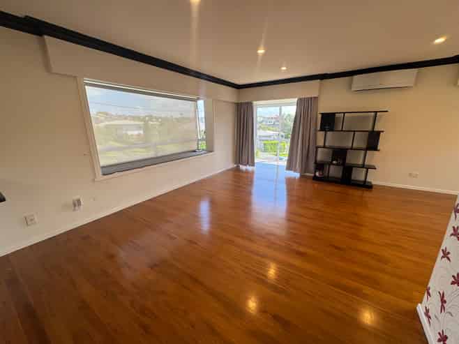 100 Melanesia Road, St Heliers