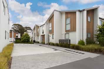 11/7 Lindores Street, Addington