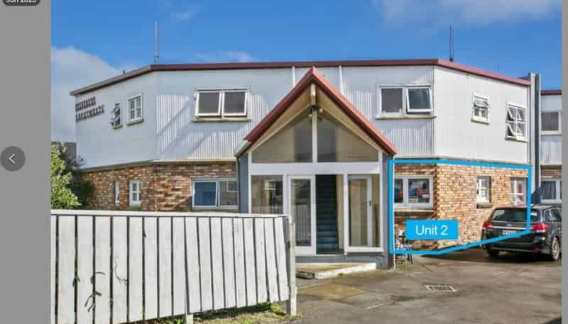 2/184 Powderham Street, New Plymouth