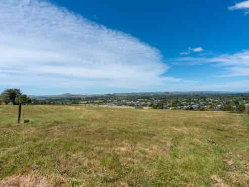 5 Boltons Road, Masterton