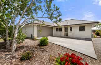 12 Mahana Place, Raglan