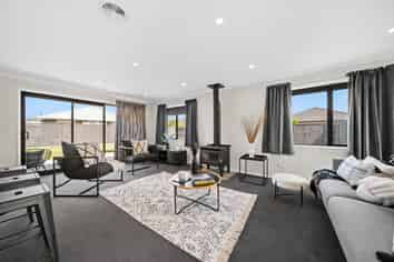 21 Maple Grove, Solway