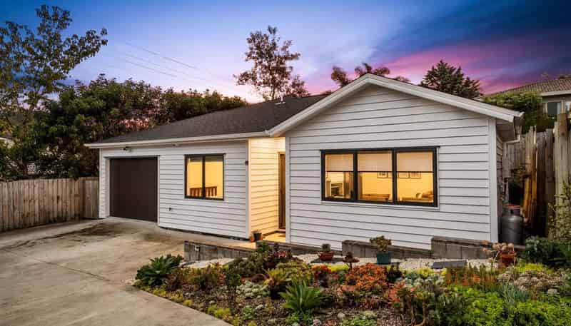 15A Reynella Drive, Massey