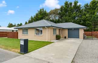 8 Maple Grove, Masterton