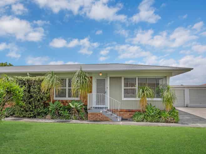 2/ 22 Evelyn Place, Hillcrest