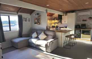 19 Matai Road, Stanmore Bay