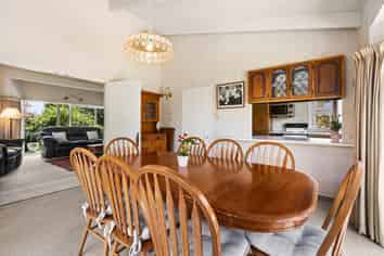 4 Tauroa Road, Havelock North