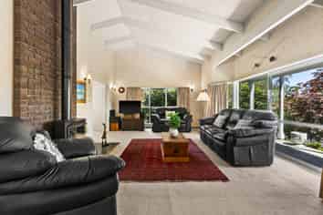 4 Tauroa Road, Havelock North