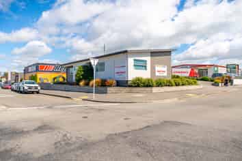 Great location - Modern offices