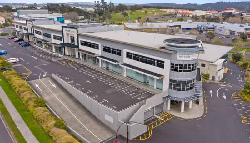 5-7 Corinthian Drive, Albany