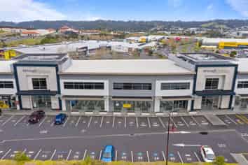 Move in fast — fully fitted first Floor