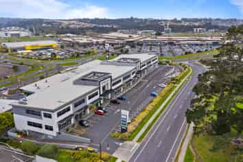 Move in fast — fully fitted first Floor